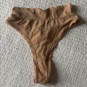 Skims Summer Mesh Thong